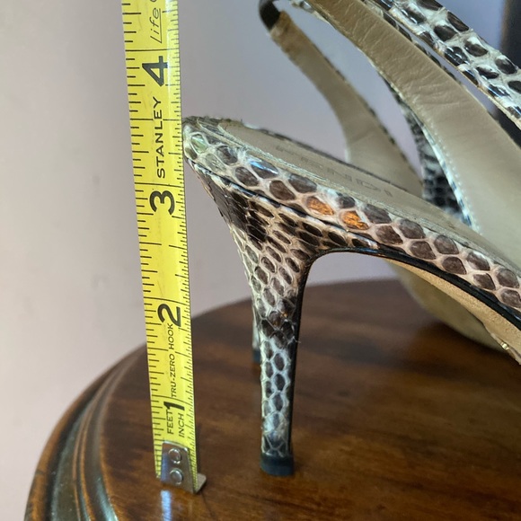 Fendi Snakeskin peep toe heels. - Picture 7 of 11